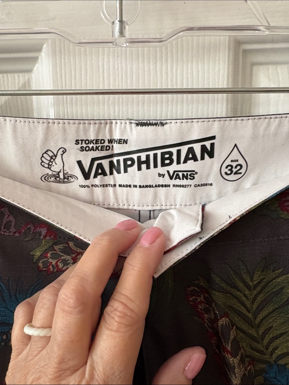 VANS Vanphibian Men’s Shorts - Picture 2 of 6